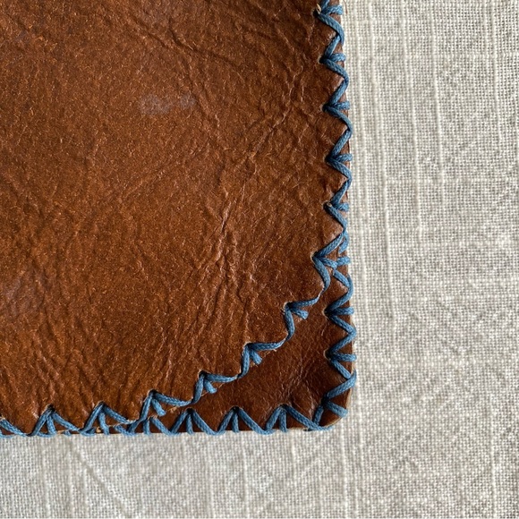 Handmade Leather Crossbody Purse Cardholder Bag Hand-Stitched - Picture 3 of 12